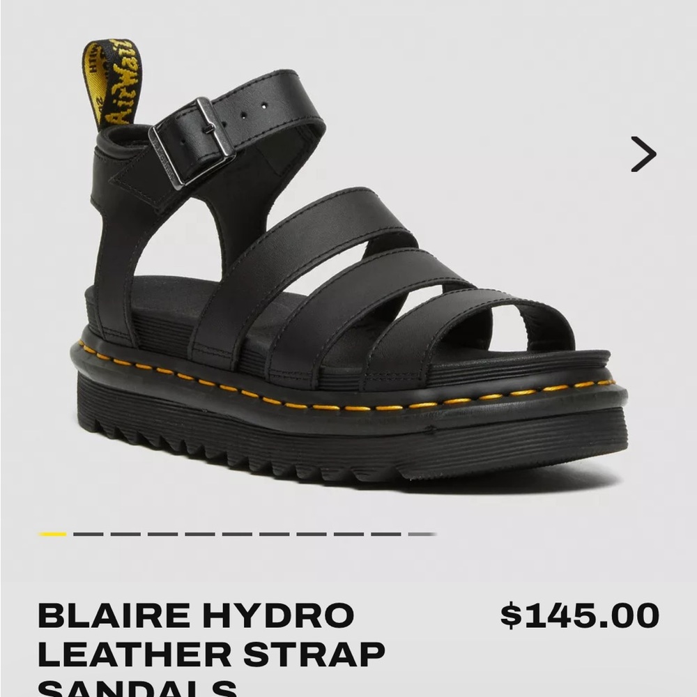 DR MARTENS // Blaire Hydro Leather Platform Sandal